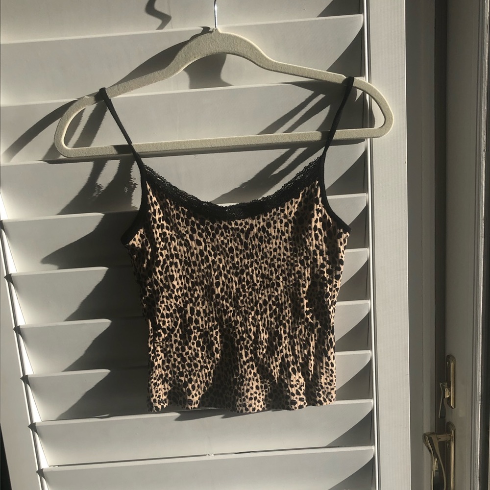 Brandy Melville Leopard Print cropped tank top